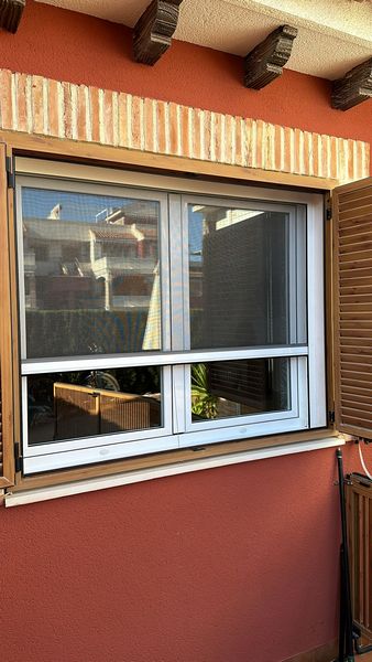 Fönster-aluminium-myggnät-zeniamar-orihuelacosta-torrevieja.jpg