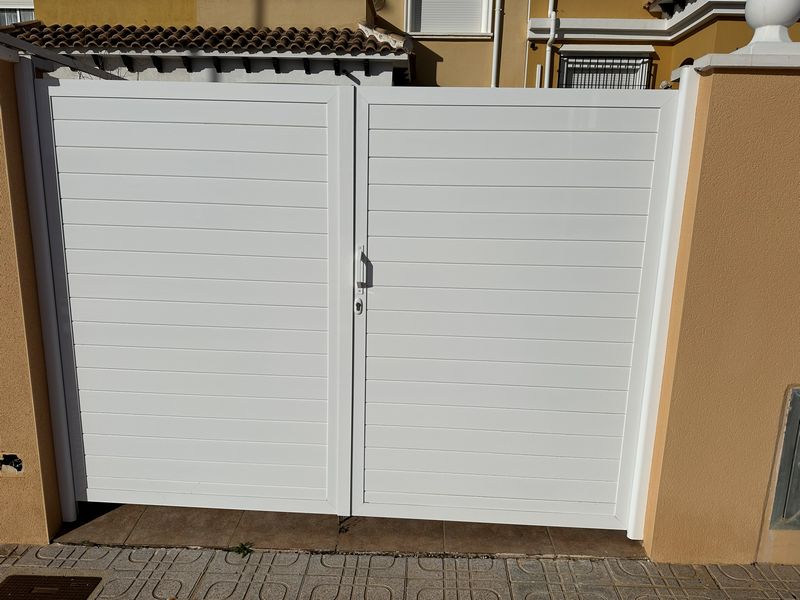 Vit aluminium bil infart molino torrevieja